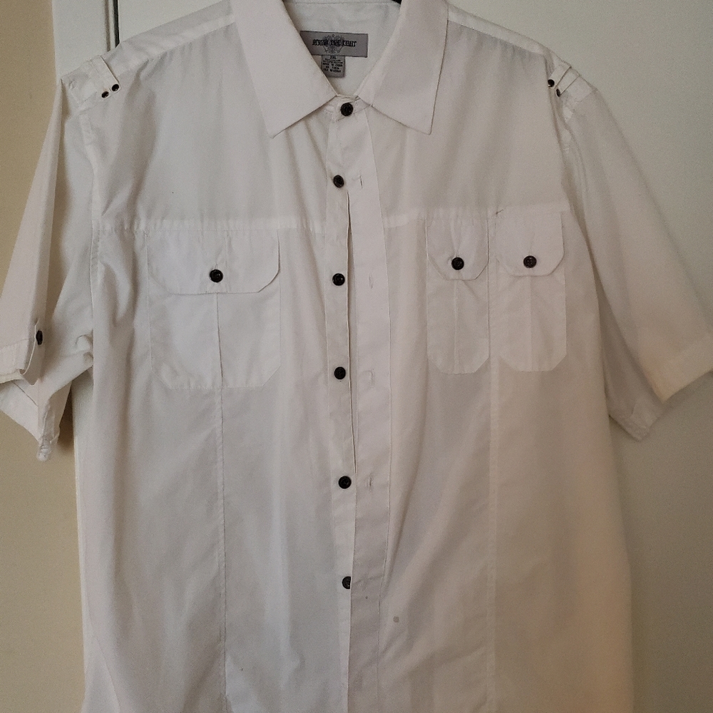 Men's white dress shirt